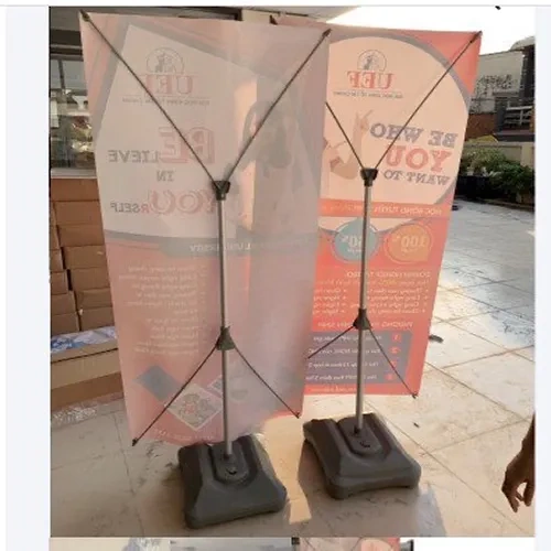 Chân standee đế nước